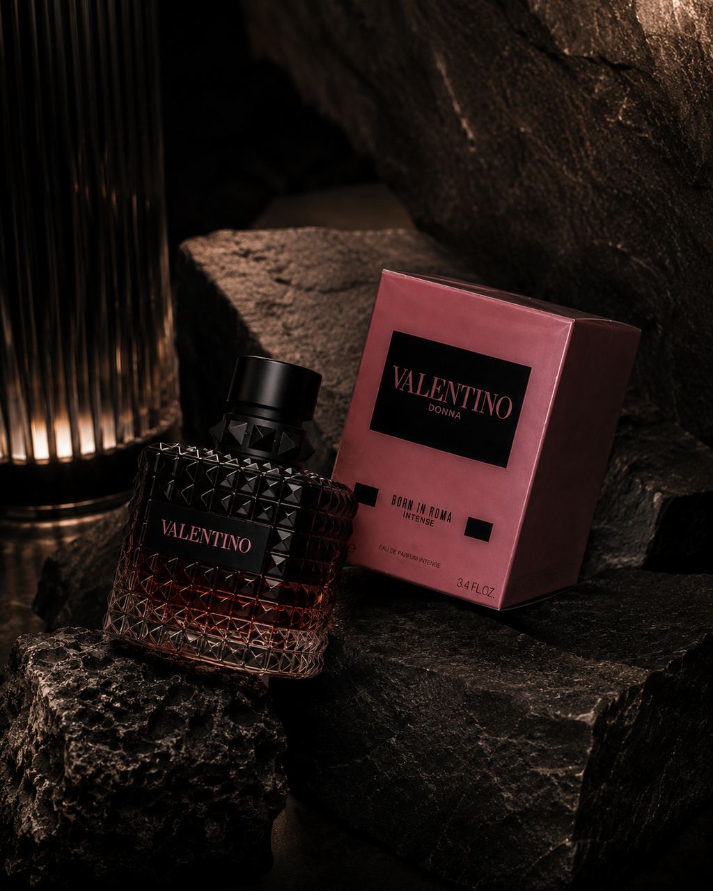 Valentino Donna Born in Roma Intense