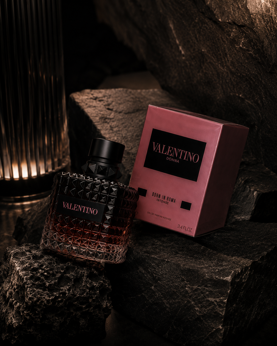 Valentino Donna Born in Roma Intense